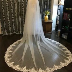 Cathedral length shoulder veil